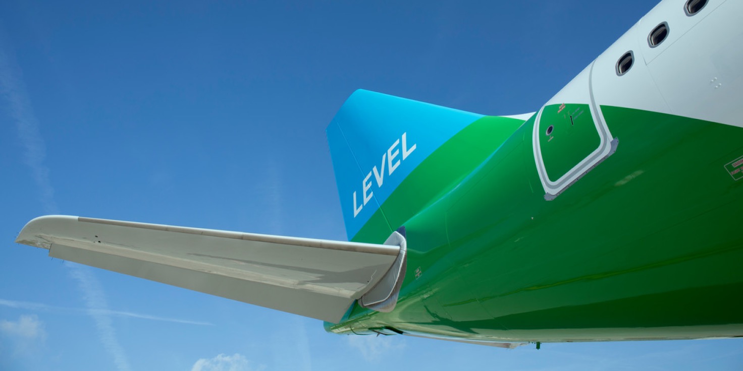 LEVEL Airplane Solutions PSS.