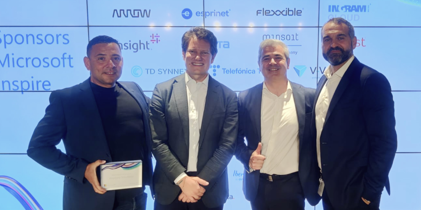 Airplane Solutions team at the Microsoft Inspire event.